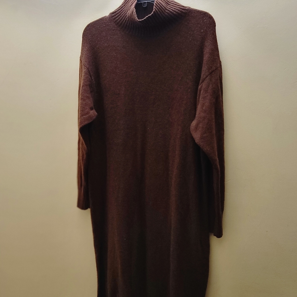 Uniqlo 70% Wool Midi Sweater Dress- Brown-Size Medium - Picture 8 of 15